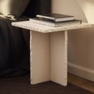 Mesa de apoio em pedra calcária